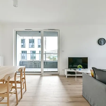 Ltc - Modern Tower Apartment