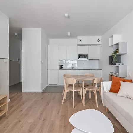 Ltc - Modern Tower Apartment
